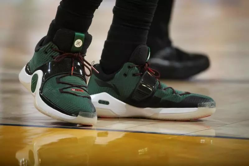 比分已被甩 比分已被甩