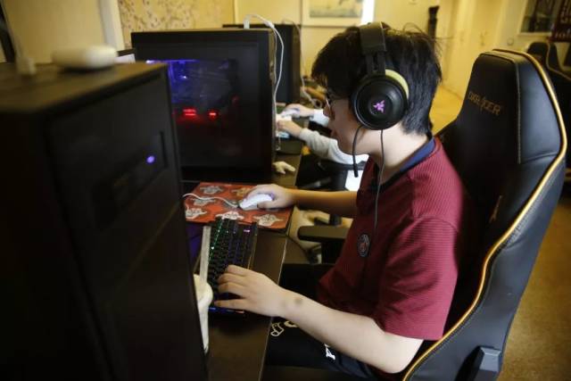 野辅双人游 野辅双人游